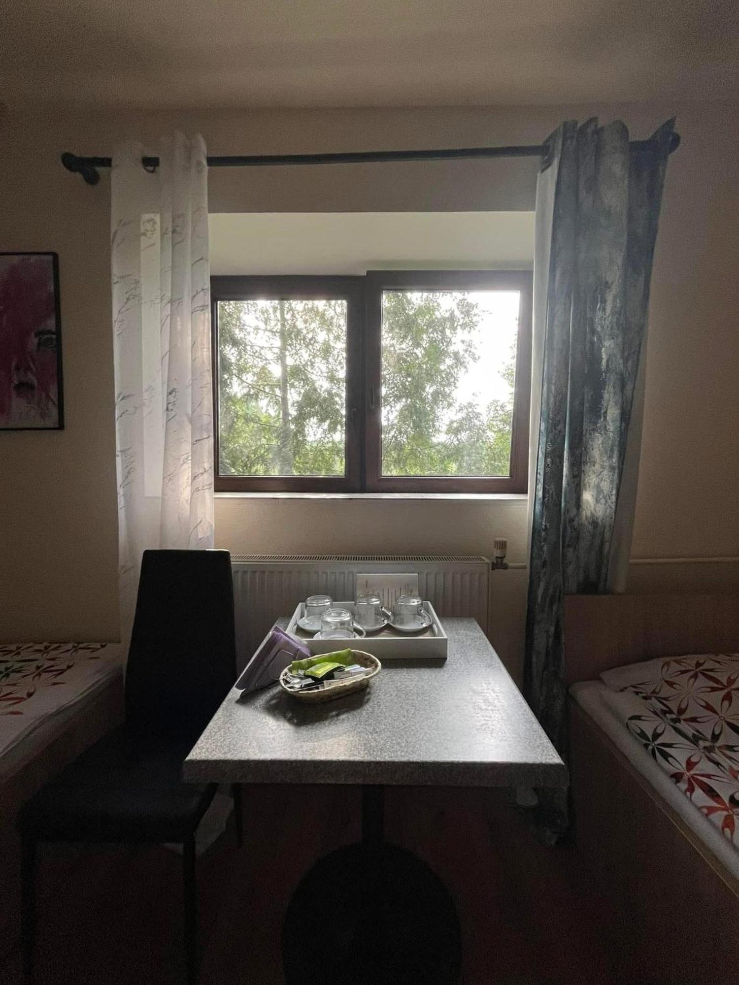 Zajazd Lesny Zakatek Dawniej Zajazd Don Kichot Łódź Extérieur photo
