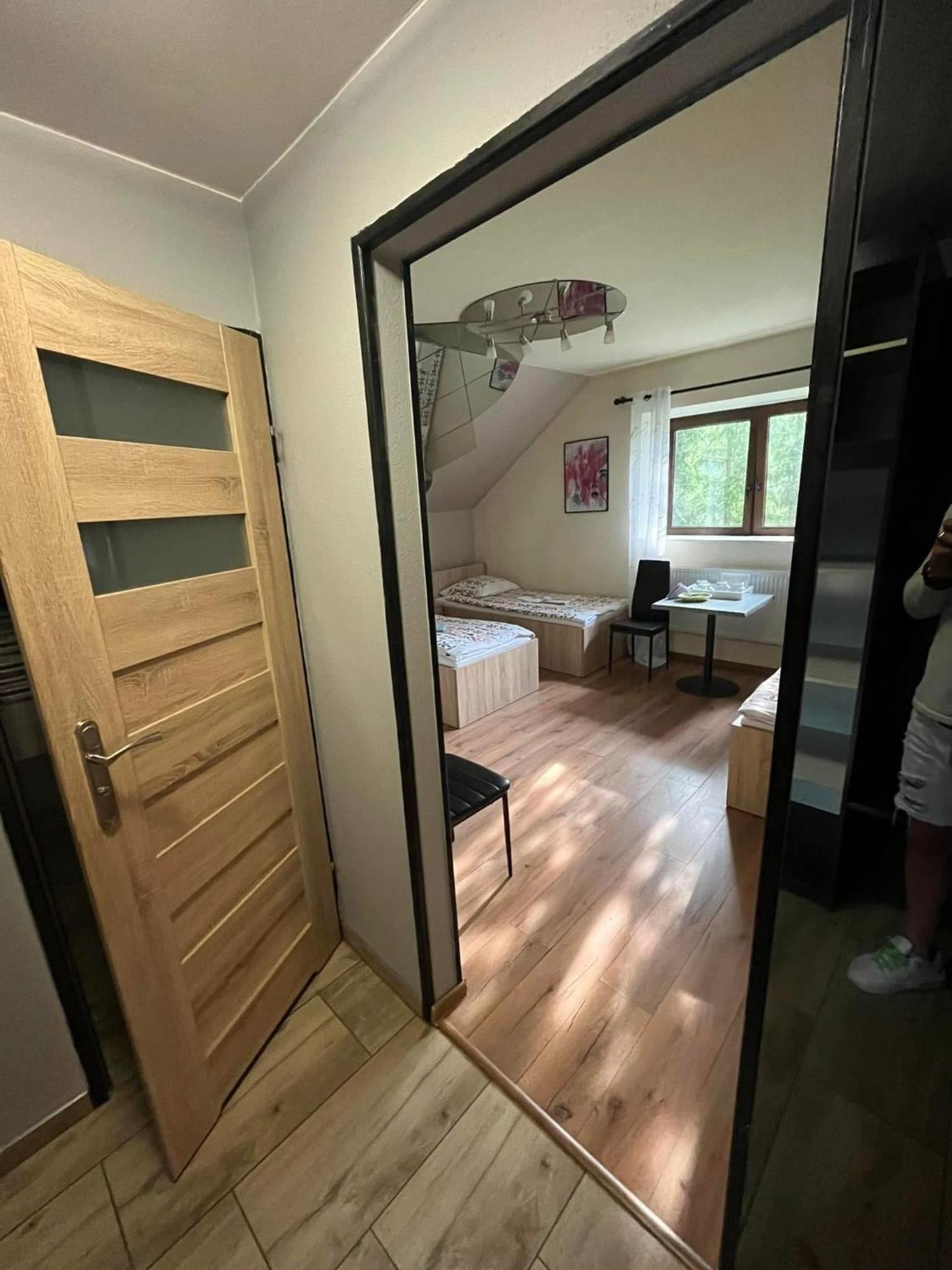 Zajazd Lesny Zakatek Dawniej Zajazd Don Kichot Łódź Extérieur photo